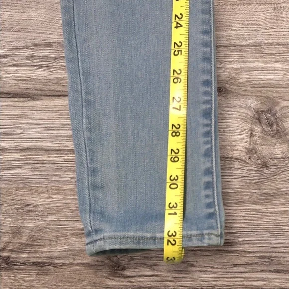 LEVI’S 711 Skinny Jeans - Picture 5 of 8
